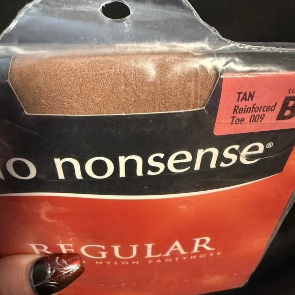 Retro‎ Sissy No Nonsense Reg Pantyhose Nylons- Tan, Reinforced Toe - Size B 009 - Picture 3 of 4